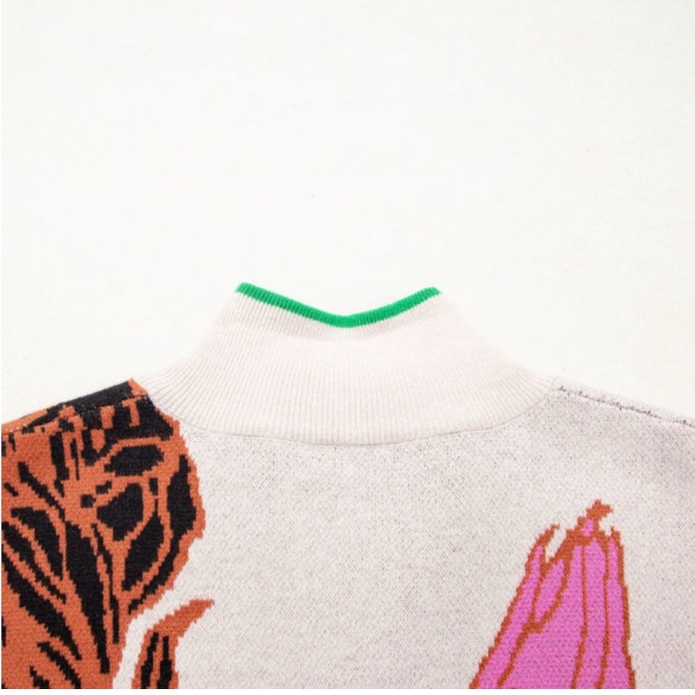 Floral Print Quarter Zip Sweater - Picture 8 of 11